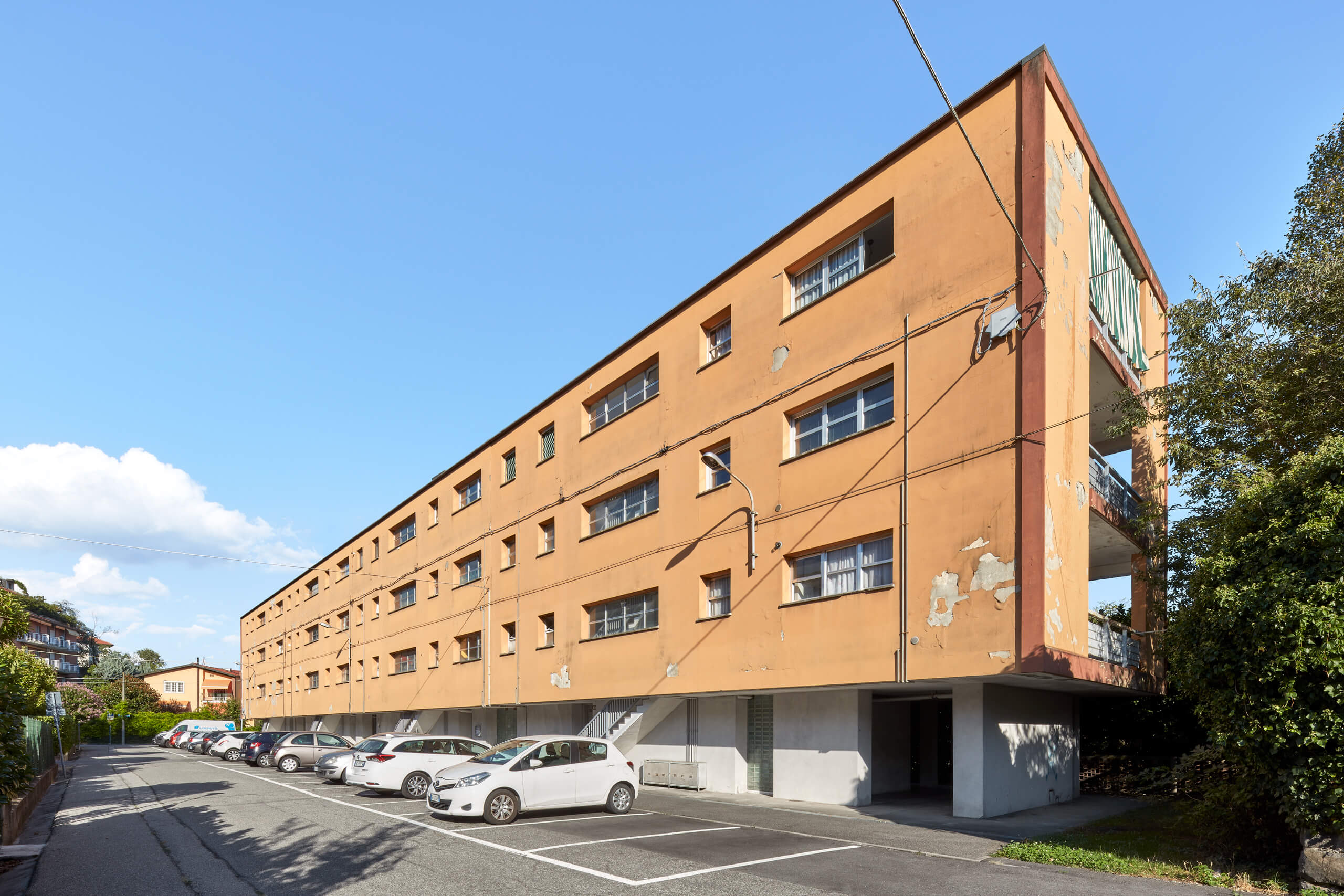 Federico_Covre_Casa_Popolare_Borgo_Olivetti_Figini_Pollini_1939-41_Ivrea_2020_05 Federico_Covre_Casa_Popolare_Borgo_Olivetti_Figini_Pollini_1939-41_Ivrea_2020_05