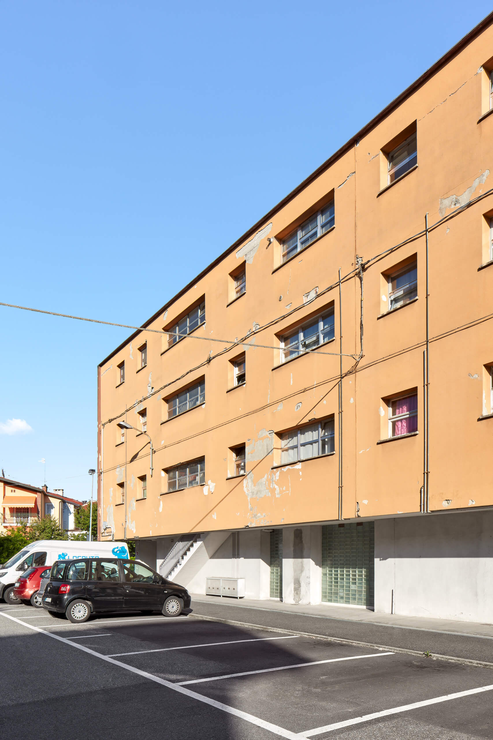 Federico_Covre_Casa_Popolare_Borgo_Olivetti_Figini_Pollini_1939-41_Ivrea_2020_07 Federico_Covre_Casa_Popolare_Borgo_Olivetti_Figini_Pollini_1939-41_Ivrea_2020_07
