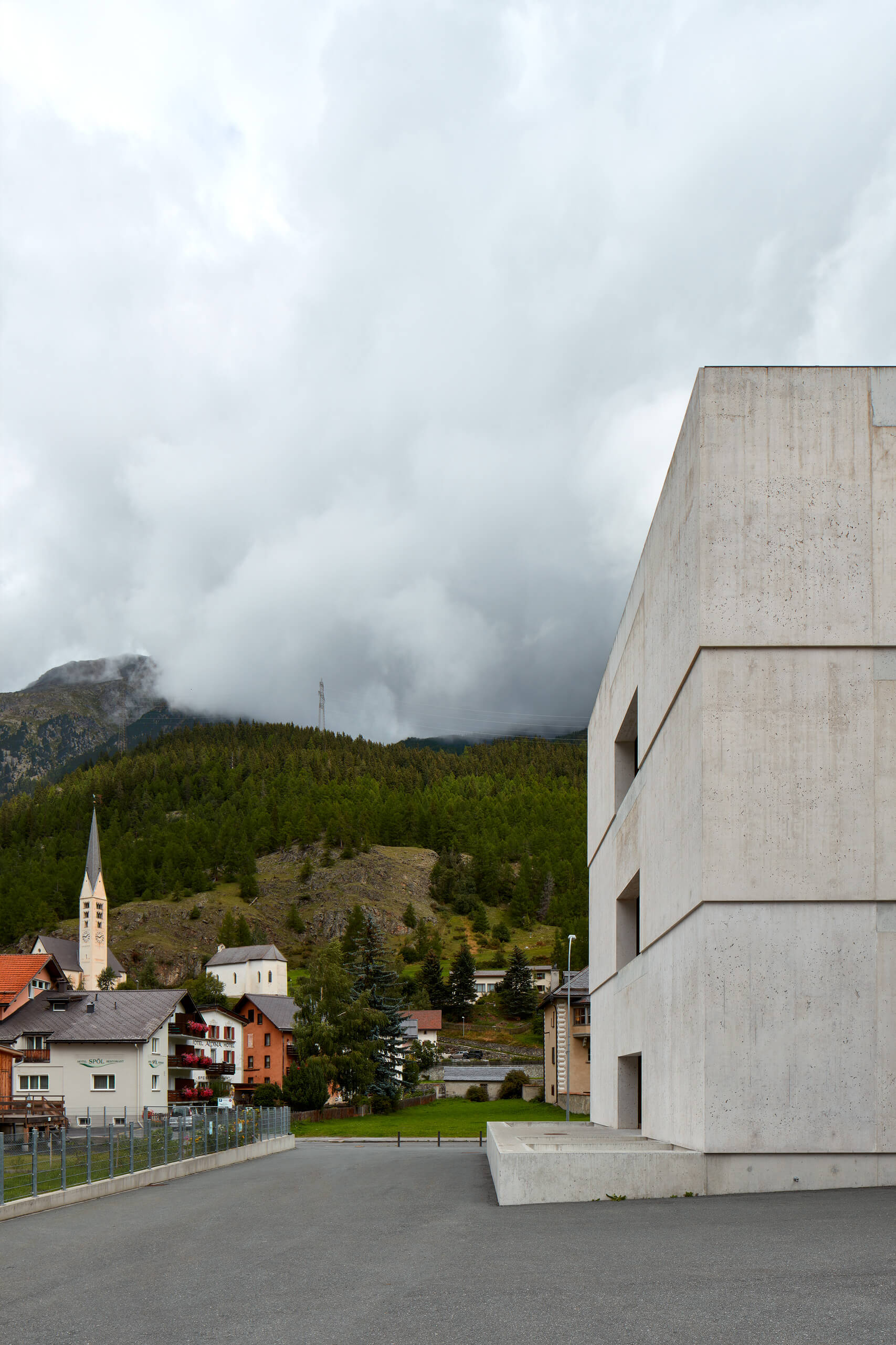 Schweizerischer Nationalpark – Zernez – Switzerland – Arch. Valerio Olgiati Schweizerischer Nationalpark – Zernez – Switzerland – Arch. Valerio Olgiati