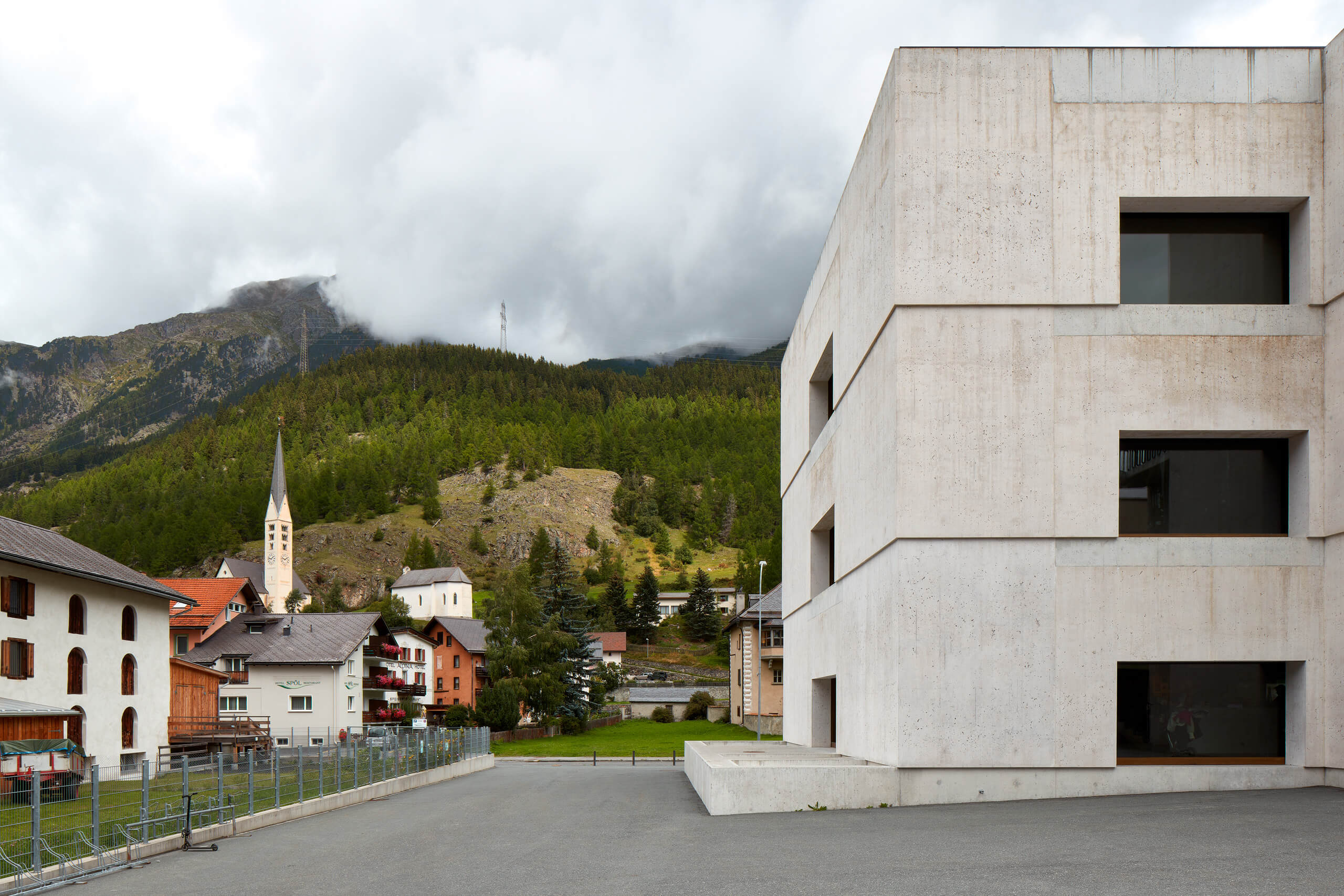 Schweizerischer Nationalpark – Zernez – Switzerland – Arch. Valerio Olgiati Schweizerischer Nationalpark – Zernez – Switzerland – Arch. Valerio Olgiati