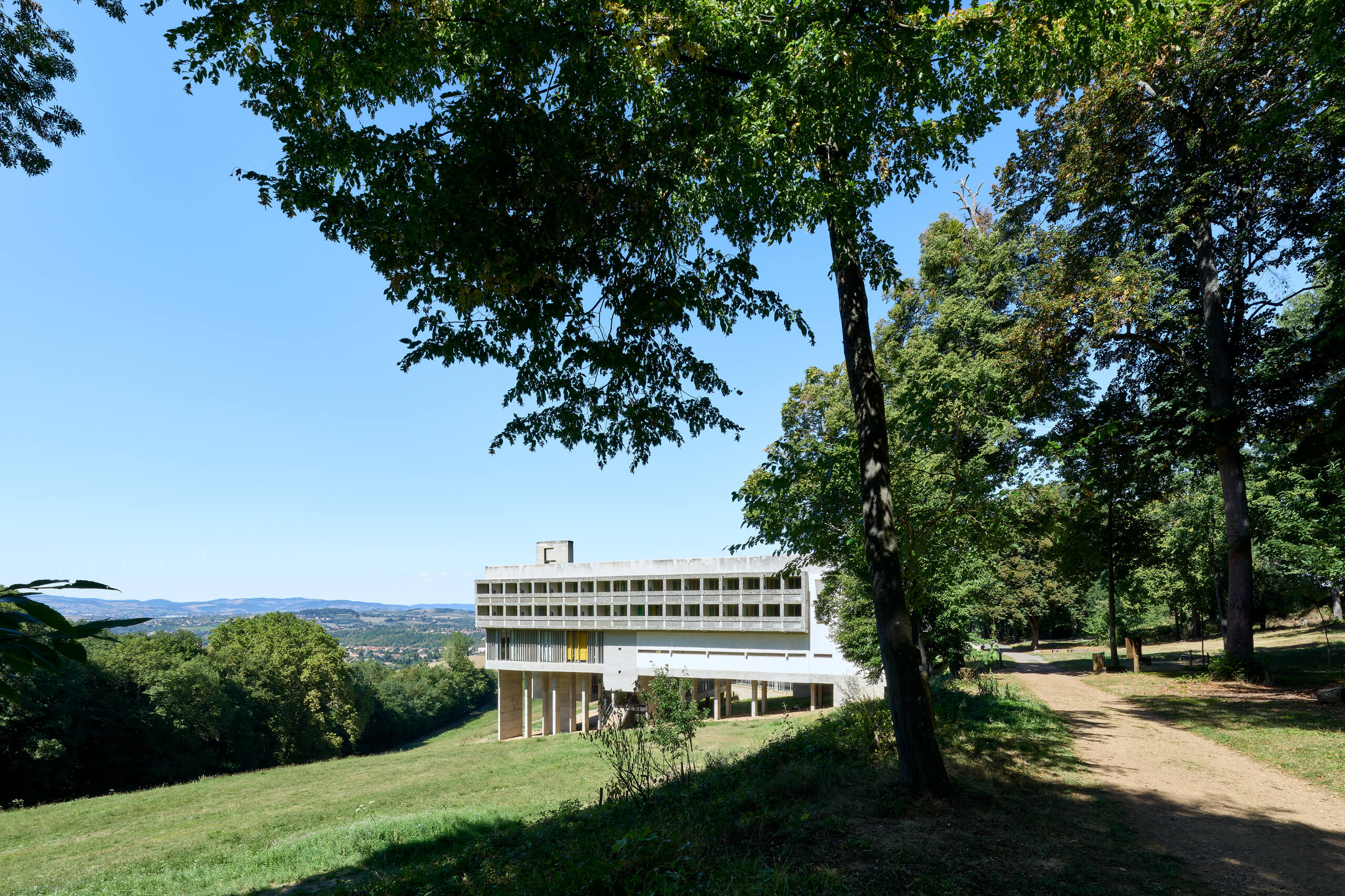 European Modern Architectural Heritage in the Twentieth-century European Modern Architectural Heritage in the Twentieth-century