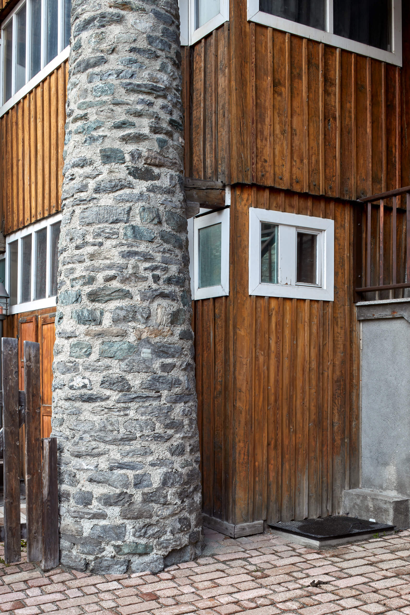 Rifugio Pirovano – Franco Albini Luigi Colombini – Valtourne Rifugio Pirovano – Franco Albini Luigi Colombini – Valtourne