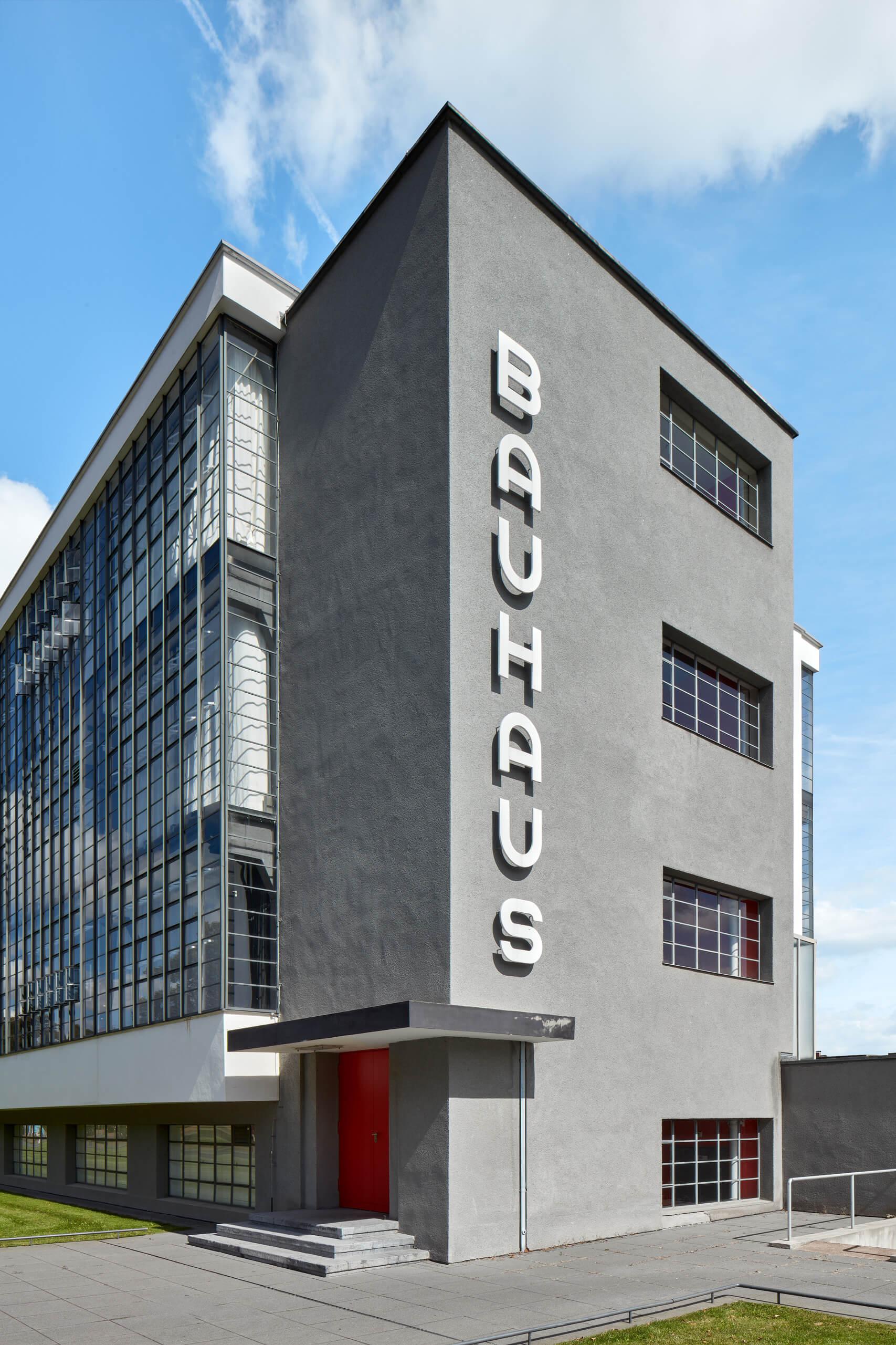 Bauhaus – Walter Gropius – Dessau – DE Bauhaus – Walter Gropius – Dessau – DE