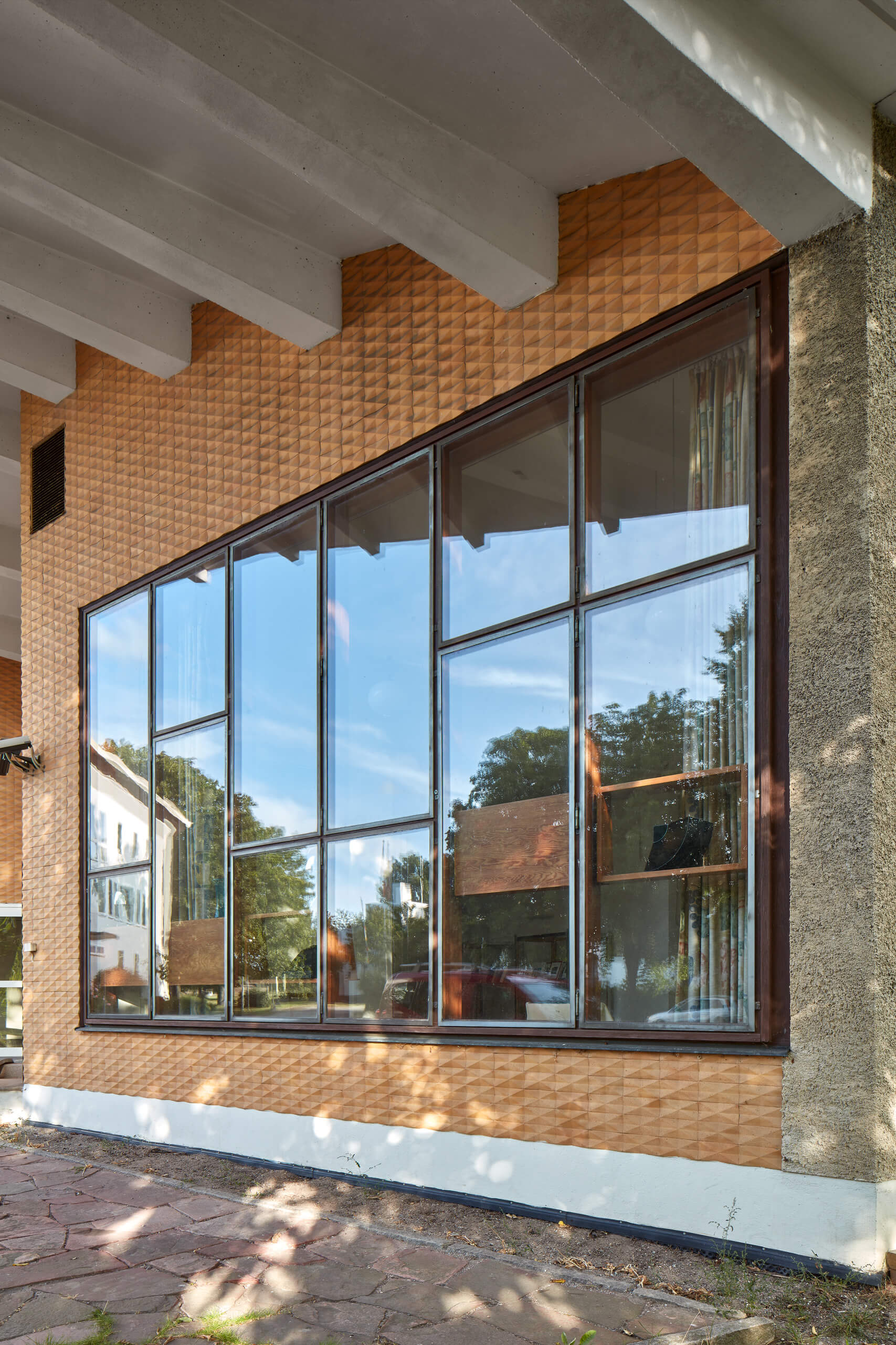 Istituto Italiano di Cultura “Carlo Maurilio Lerici” – Arch. Gio Ponti Istituto Italiano di Cultura “Carlo Maurilio Lerici” – Arch. Gio Ponti
