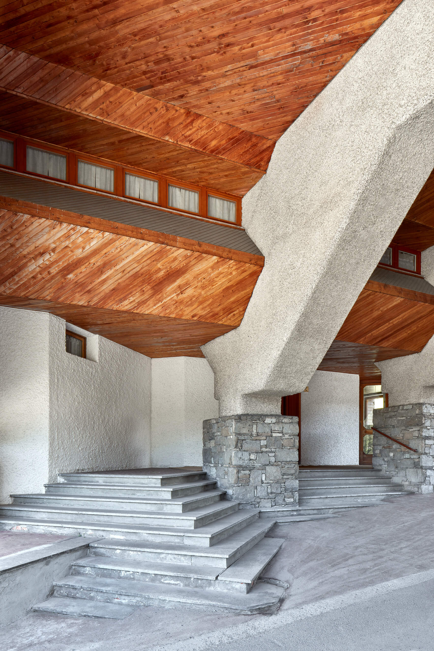 Complesso Giomein – Architetto Mario Galvani – Valtournenche Complesso Giomein – Architetto Mario Galvani – Valtournenche