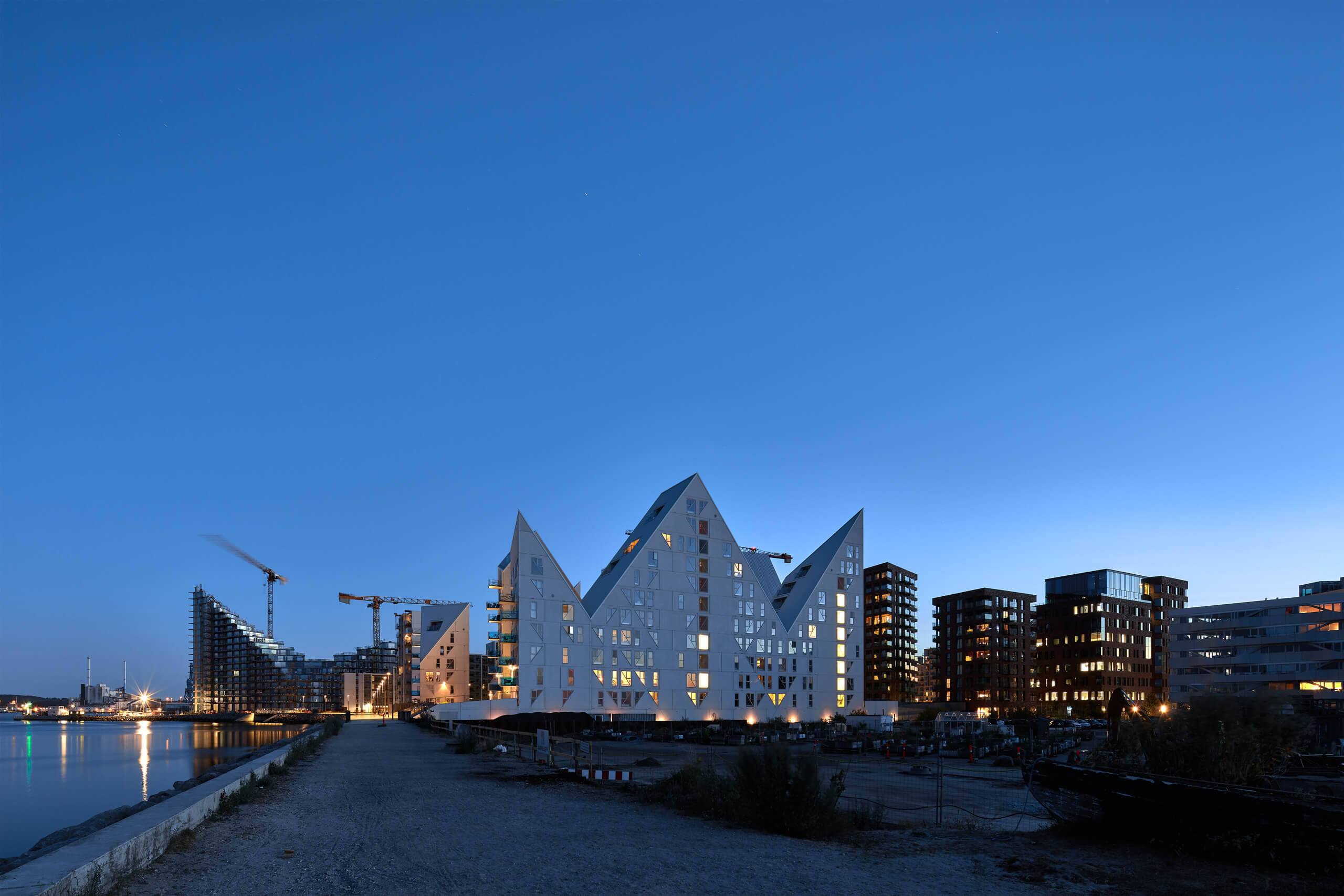 Isbjerget – JDS Architects, CEBRA, SeARCH, Louis Paillard Isbjerget – JDS Architects, CEBRA, SeARCH, Louis Paillard