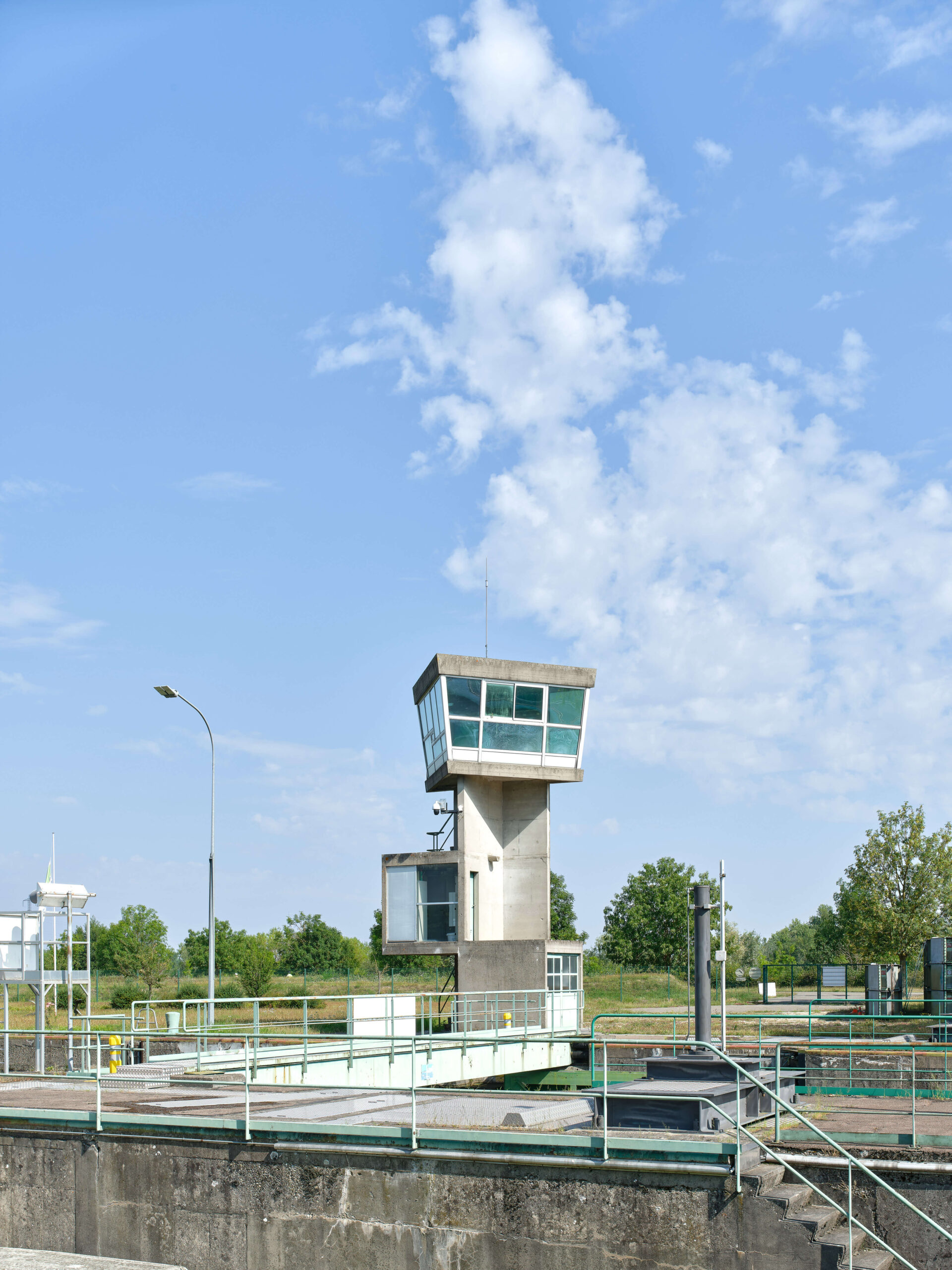 Le Corbusier – Bâtiments de l’écluse – Kembs-Niffer – France