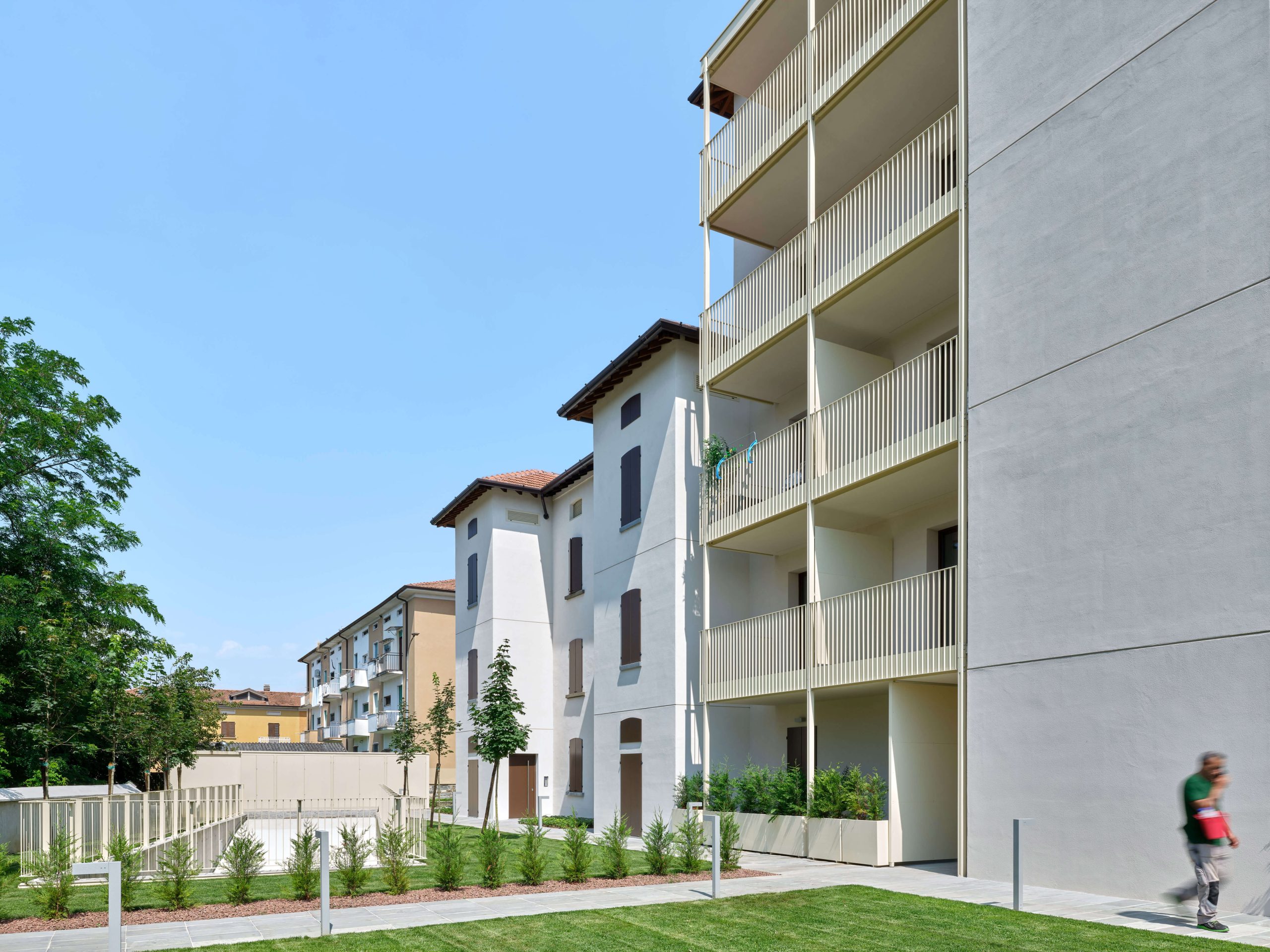 Largo Case Operaie – ARW Associates – Palazzolo sull’Oglio BS – Italy Largo Case Operaie – ARW Associates – Palazzolo sull’Oglio BS – Italy