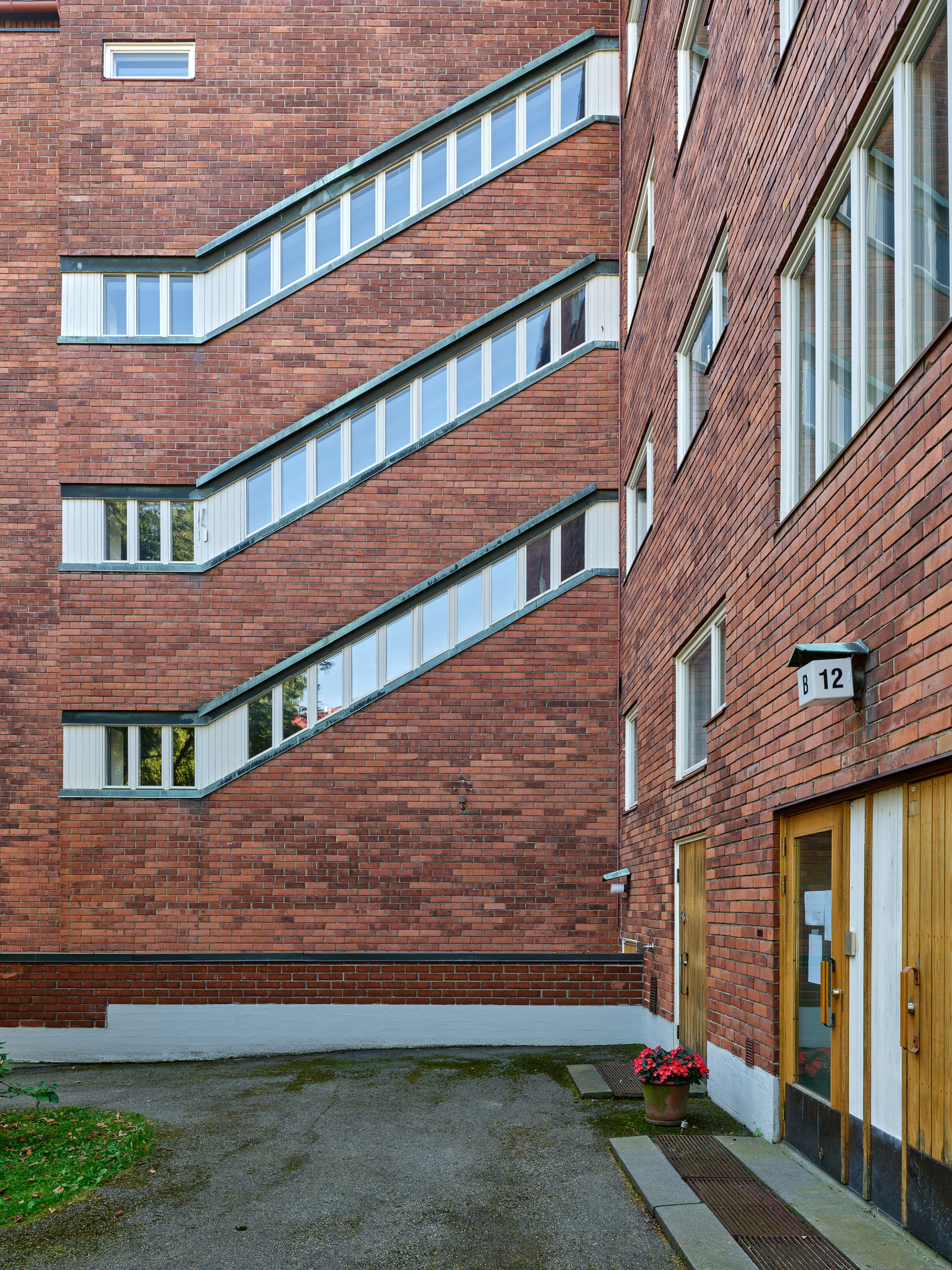 National Pensions Institute – Housing – Arch. Alvar Aalto – Munkkiniemi – Helsinki National Pensions Institute – Housing – Arch. Alvar Aalto – Munkkiniemi – Helsinki