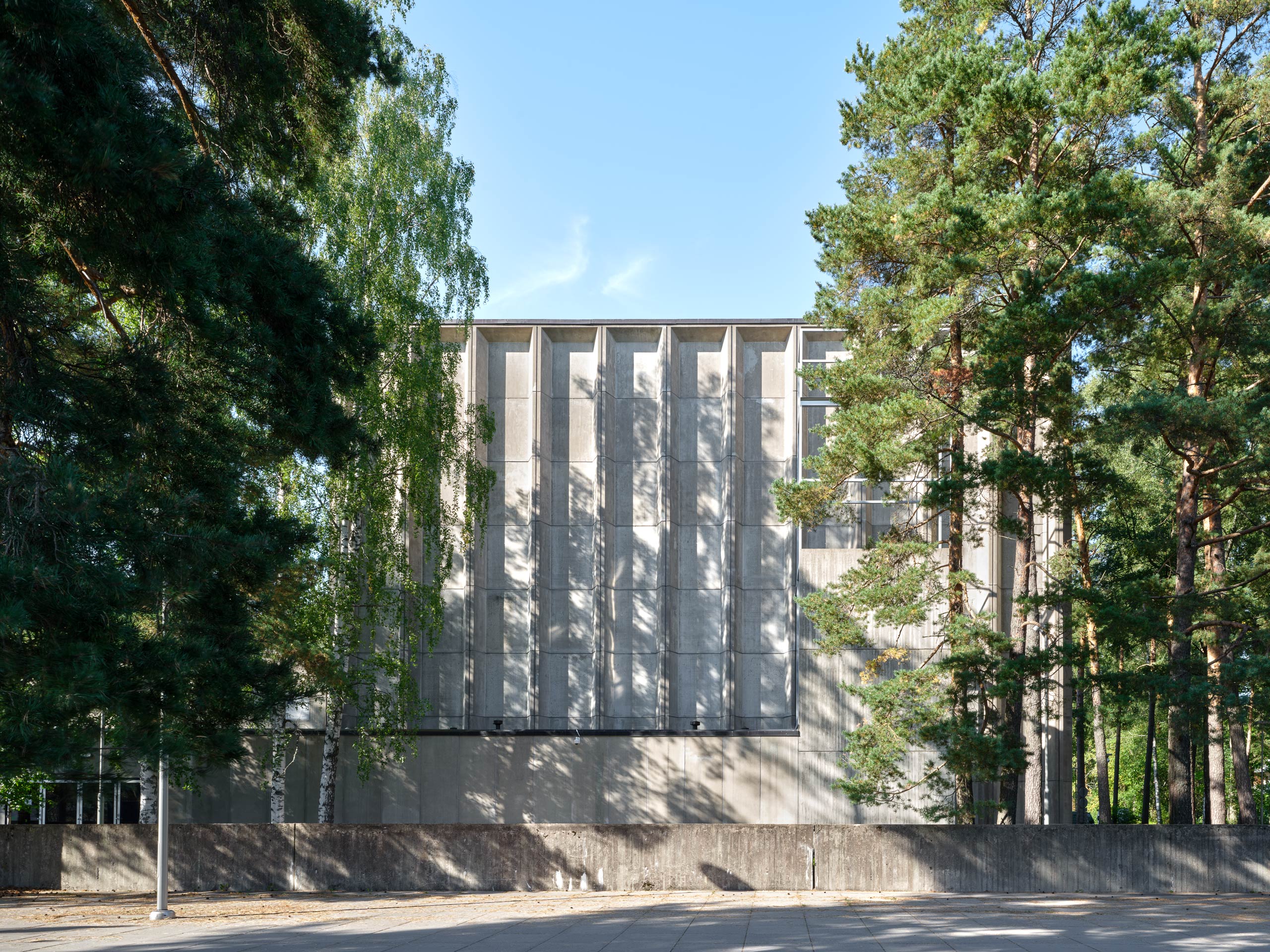 Tapiola Church – Tapiolan Kirkko- Arch. Aarno Ruusuvuori – Espoo – Finland Tapiola Church – Tapiolan Kirkko- Arch. Aarno Ruusuvuori – Espoo – Finland