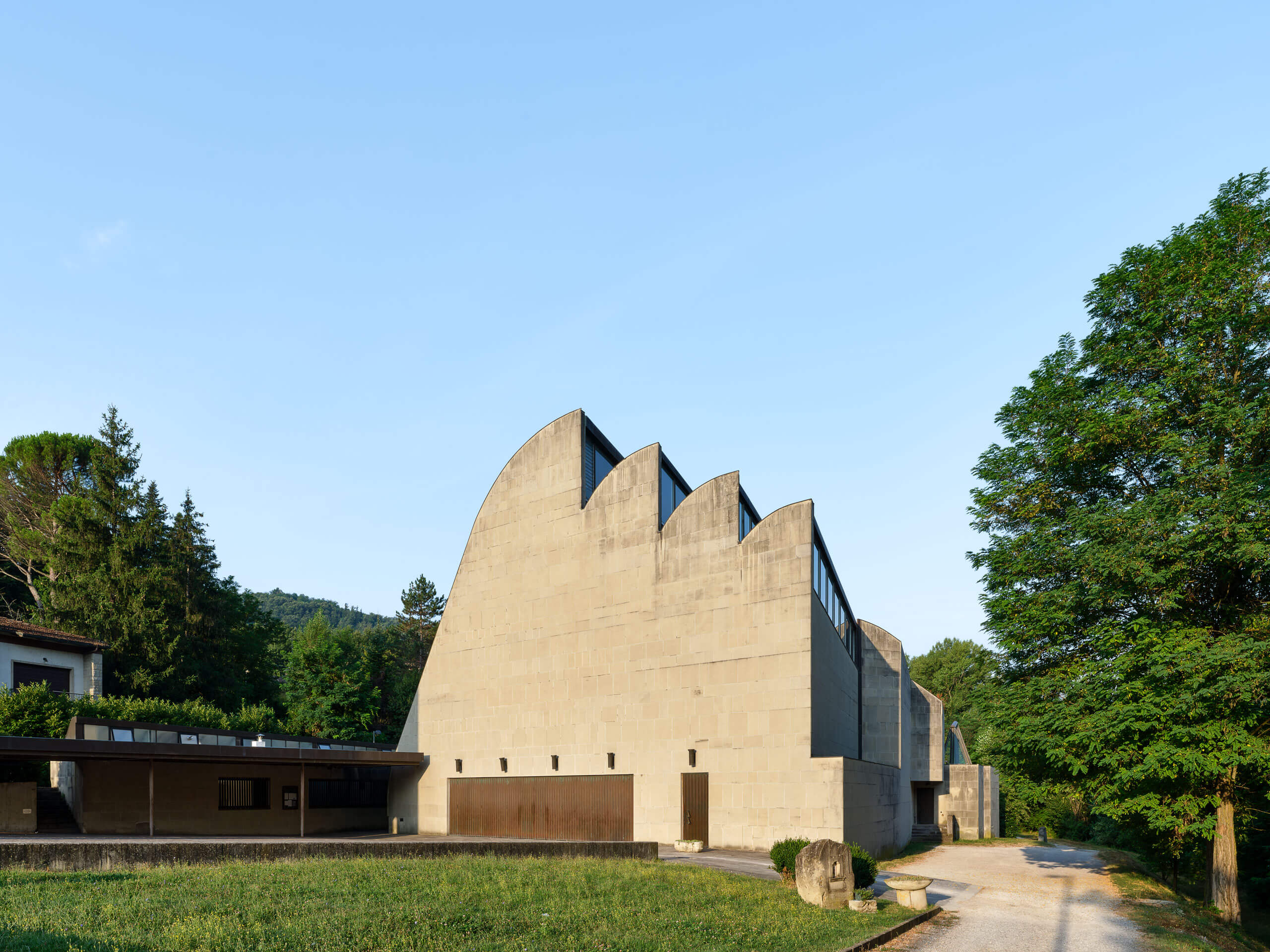 Chiesa Santa Maria Assunta – Alvar Aalto – Elissa Aalto – Riola – Italy Chiesa Santa Maria Assunta – Alvar Aalto – Elissa Aalto – Riola – Italy