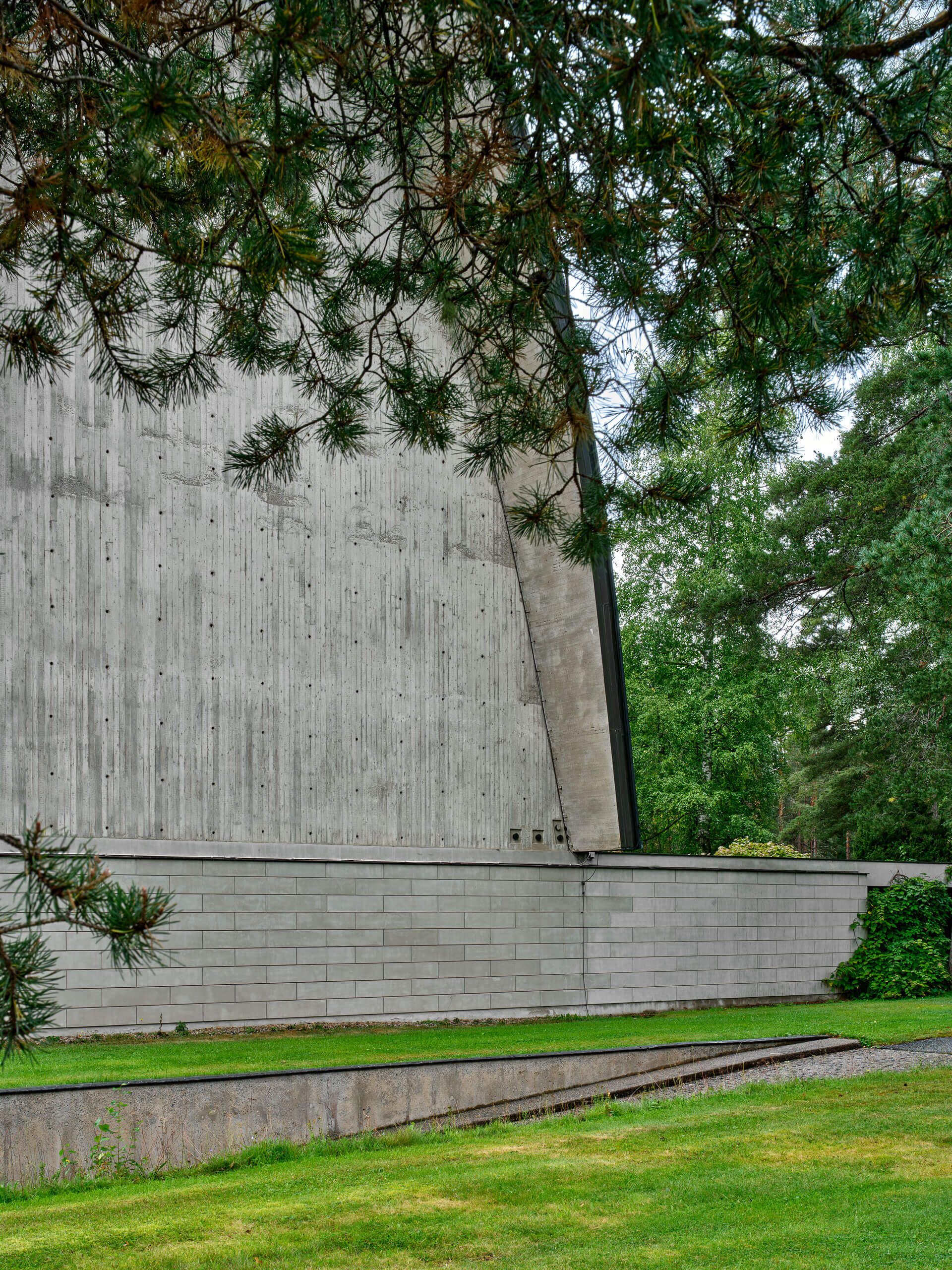 Vatiala Funerary Chapel – Arch. Viljo Ravell – Kangasala – Tampere – Finland Vatiala Funerary Chapel – Arch. Viljo Ravell – Kangasala – Tampere – Finland