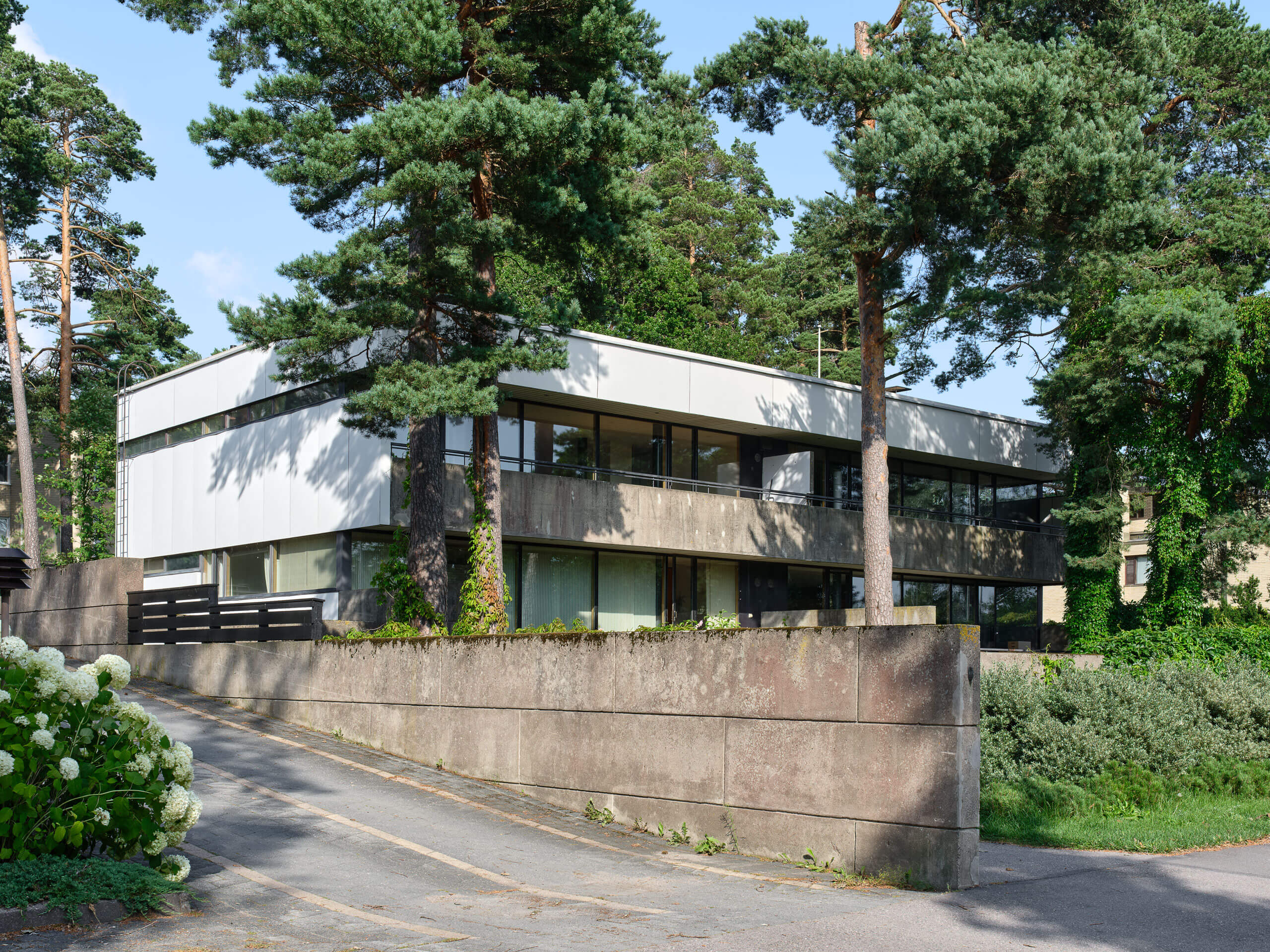 Munkkiniemenranta 37 – Arch. Viljo Ravell – Helsinki – Finland