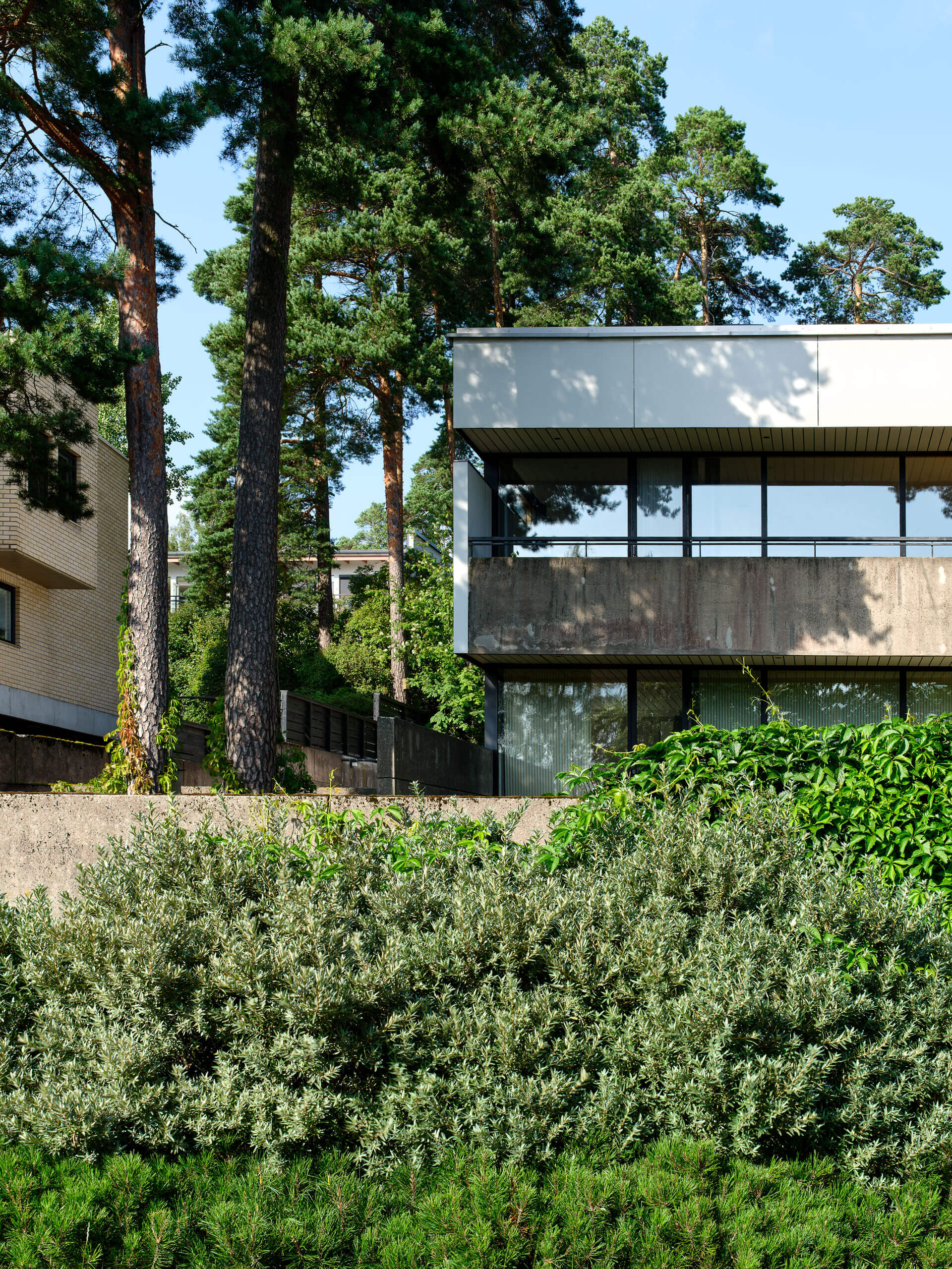 Munkkiniemenranta 37 – Arch. Viljo Ravell – Helsinki – Finland