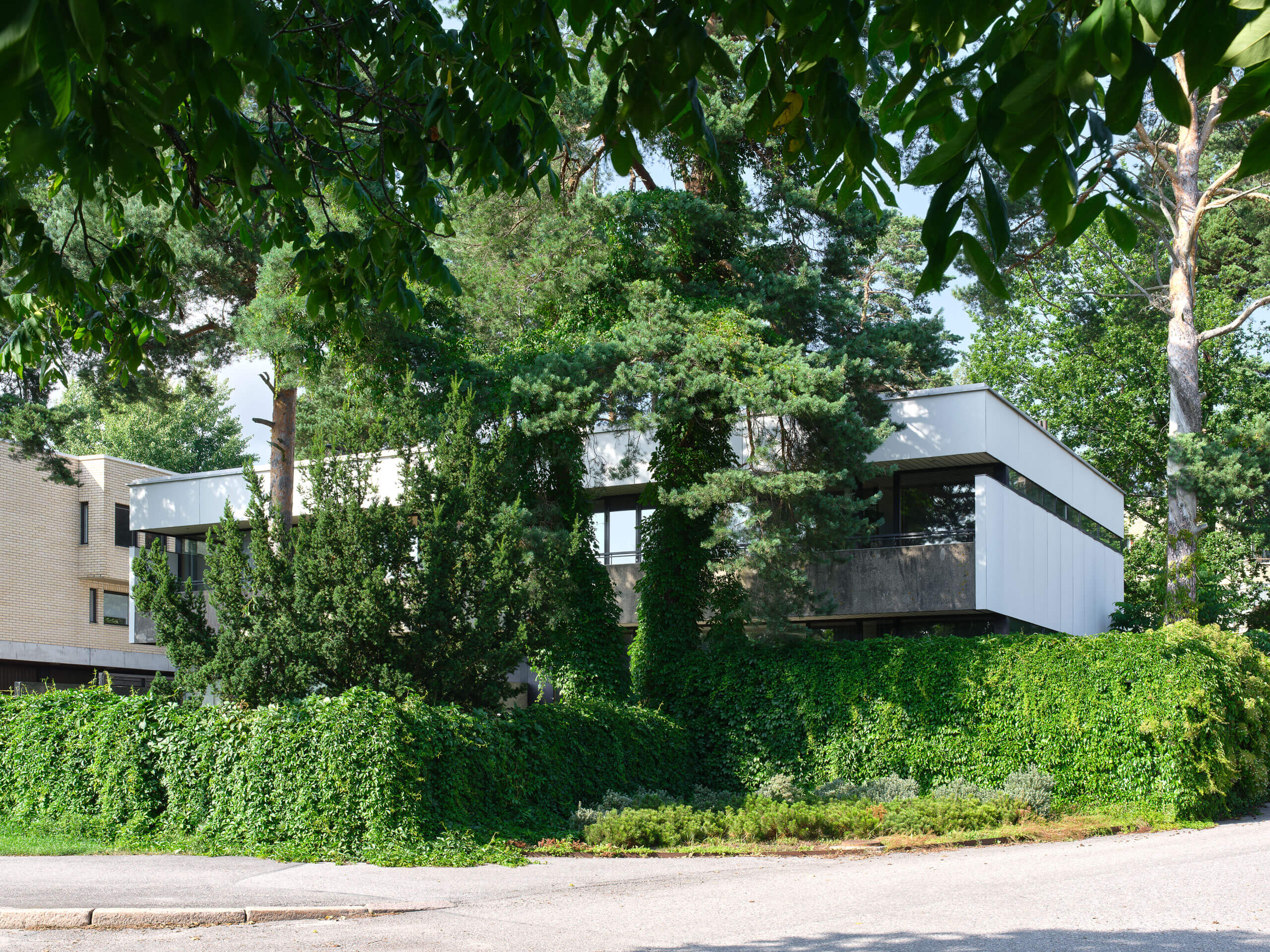 Munkkiniemenranta 37 – Arch. Viljo Ravell – Helsinki – Finland