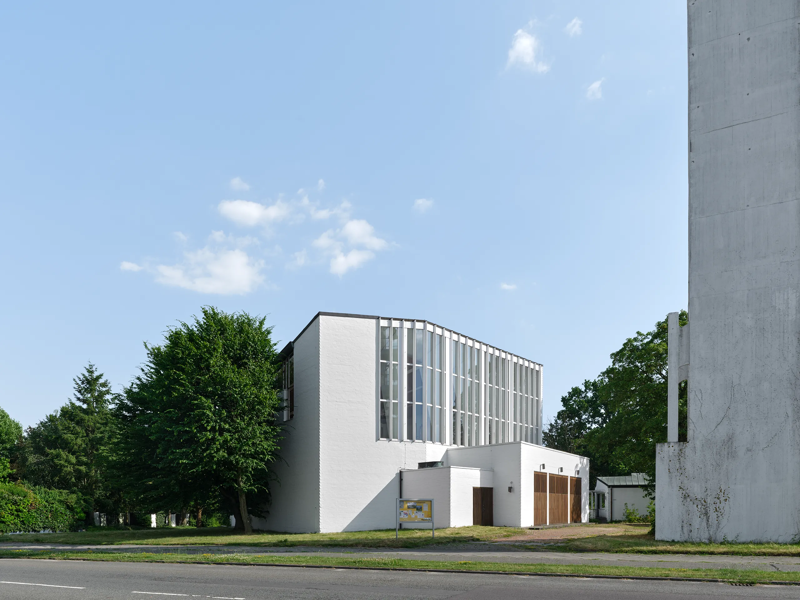 Federico-Covre_Alvar-Elissa-Aalto_Heilig-Geist-Kirche_1959-1962_Wolfsburg_DE_2026_05 Heilig-Geist-Kirche - Alvar Aalto - Wolfsburg - Germany
