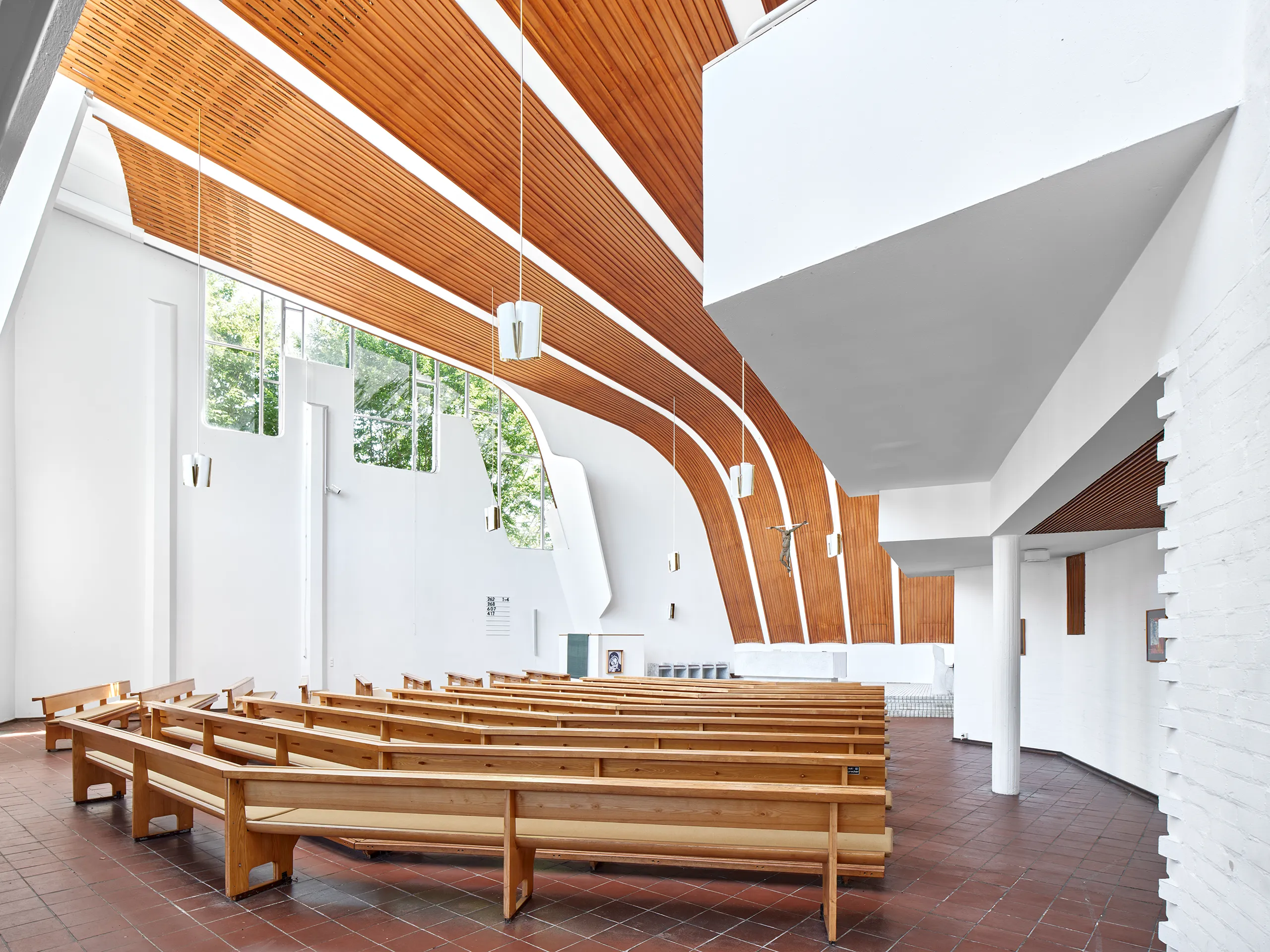 Federico-Covre_Alvar-Elissa-Aalto_Heilig-Geist-Kirche_1959-1962_Wolfsburg_DE_2026_36 Heilig-Geist-Kirche - Alvar Aalto - Wolfsburg - Germany